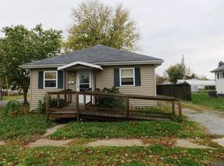 1300 W Harrison St, Herrin, IL 62948