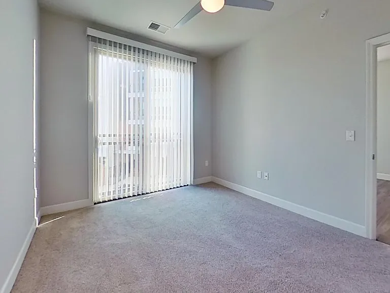 The Vue at Creve Coeur Apartments — Photo 44
