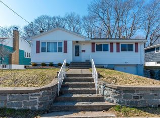 105 Chappell St NW, Halifax, NS B3A 3P9