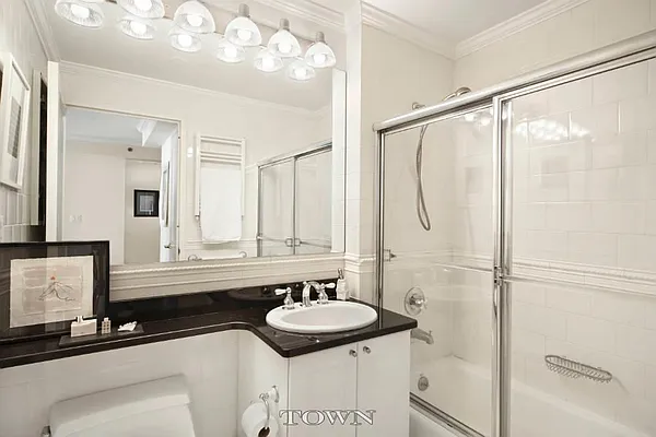 Rented by Town Residential | media 18