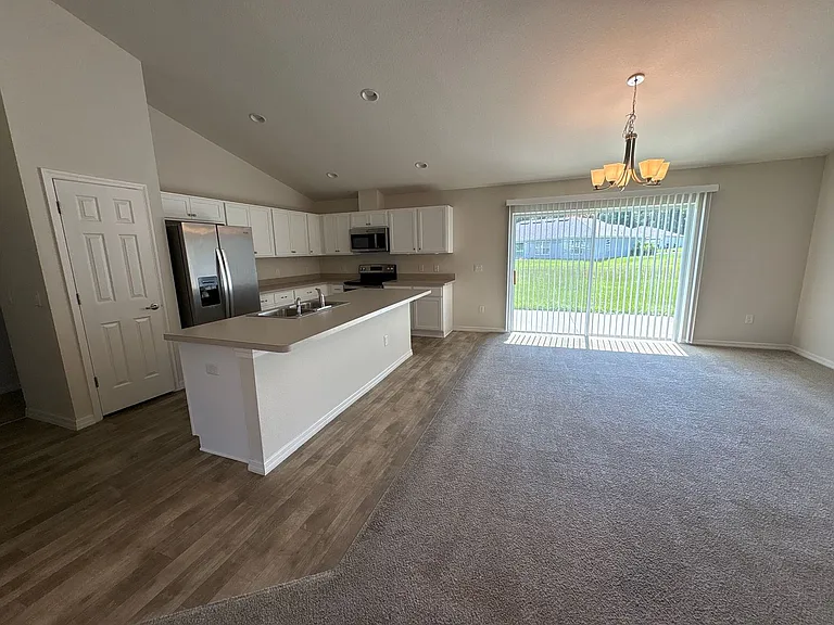 15415 SW 34th Ave — Photo 12