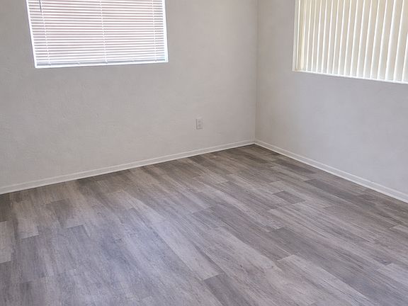 3rd image of 2512 W Ocotillo Rd Unit 3