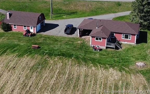 3rd image of 47210 Homestead Rd