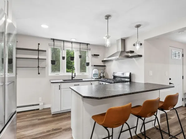 93 West Street, Gardiner, ME 04345