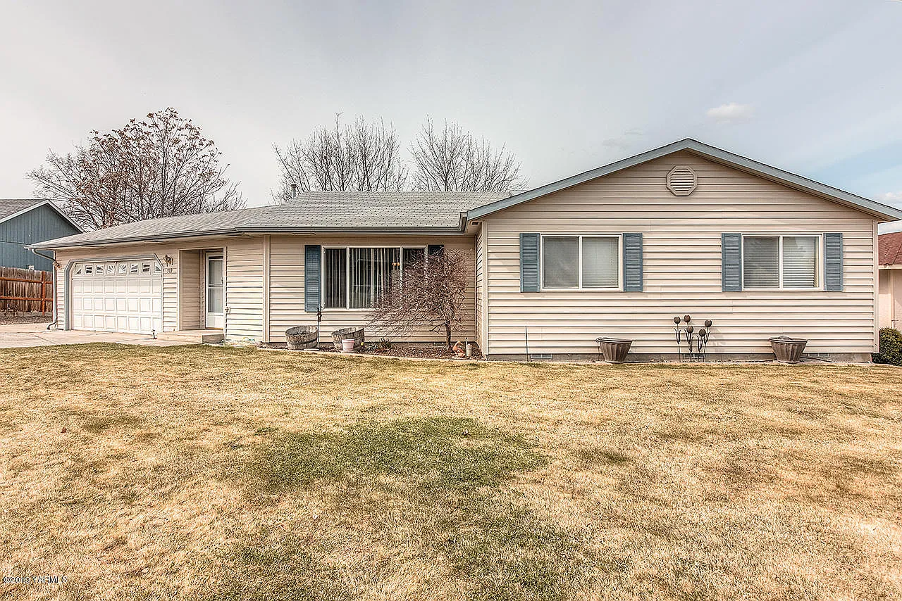 512 Baker Dr photo 1