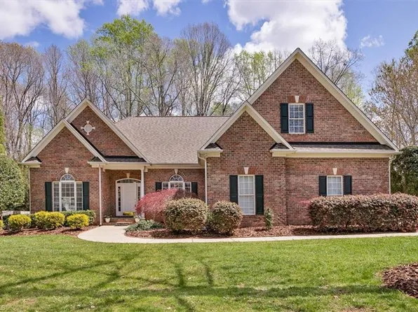 7808 Wilson Farm Rd, Summerfield, NC 27358