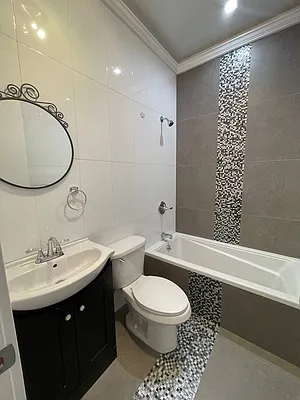 Rented by Greenrock Management | media 42