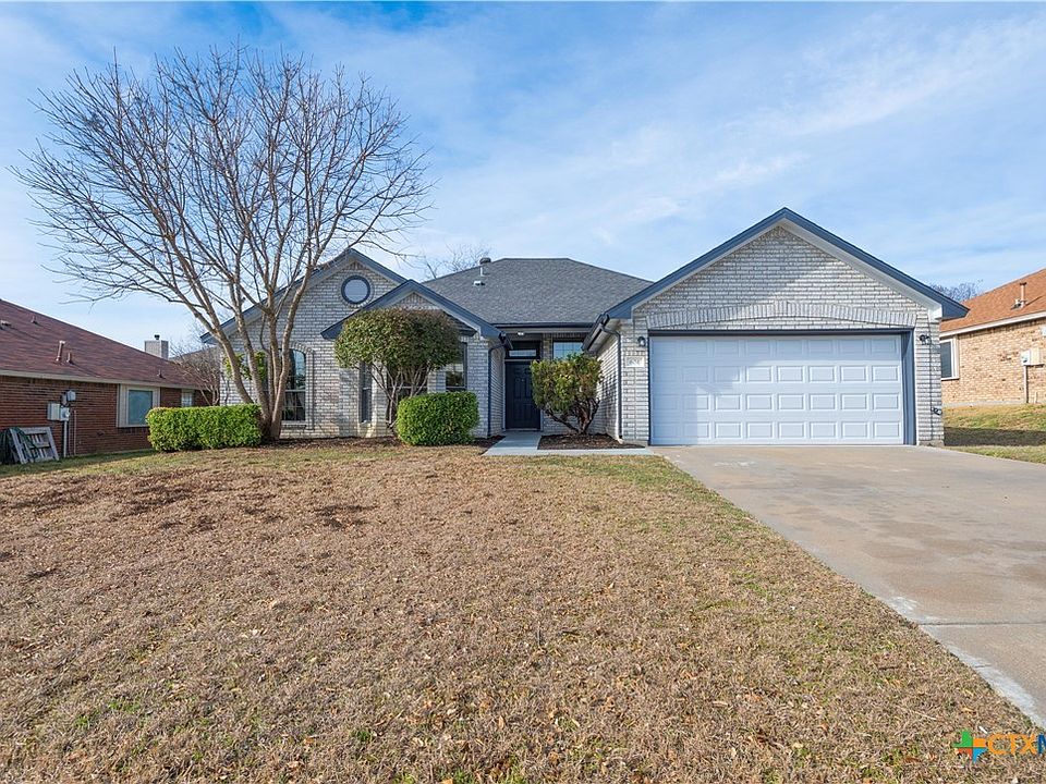 1st image of 604 Arapaho Dr
