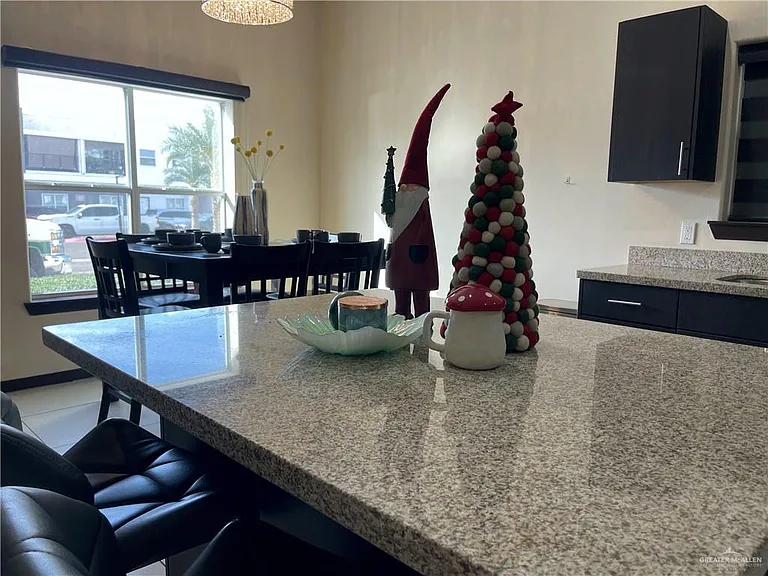 4217 Colbath Ave #430-A — Photo 7