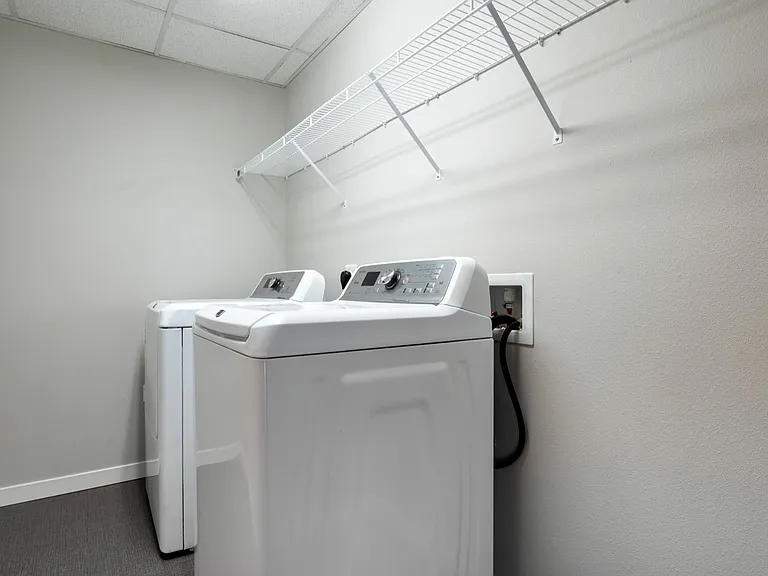 9. BoulderF1_Laundry 9. BoulderF1_Laundry