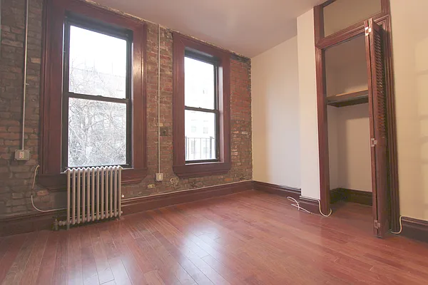 Rented by Compass | media 14