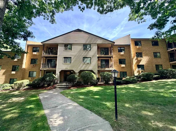 19 Country Club Drive #9, Manchester, NH 03102