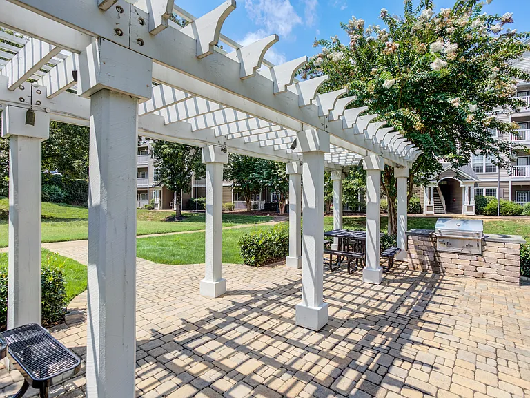 Marina Pointe — Photo 19