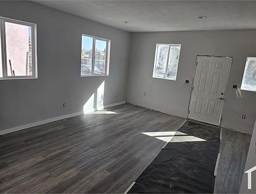 5th image of 11226 S Broadway #2
