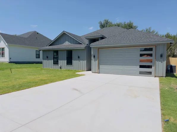 2512 San Gabriel Dr, Granbury, TX 76048
