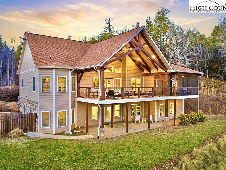 1st image of 1510 Royal Lane