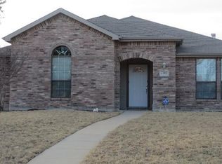 1352 Marvin Gdns, Lancaster, TX 75134