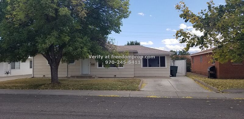 1st image of 2002 Linda Ln