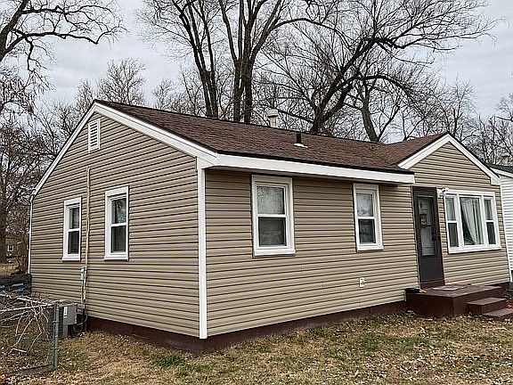 4th image of 4349 Saint Regina Ln