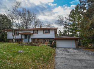 705 Penbrook Way, Hartland, WI 53029