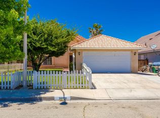 36931 Hillcrest Dr, Palmdale, CA 93552