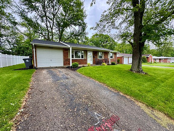 3rd image of 1403 Saratoga Dr