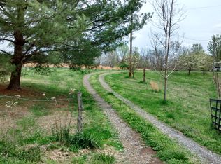 2013 Poor House Rd, Celina, TN 38551