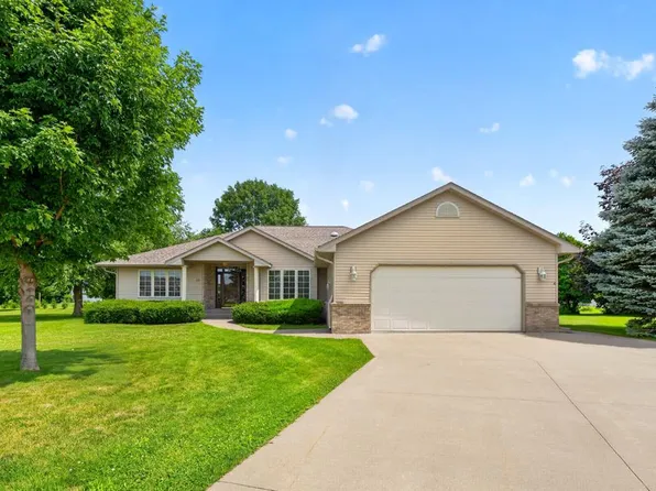 26 Garden Ct, Lake City, MN 55041