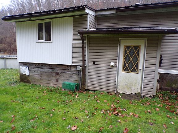 Water filtering room