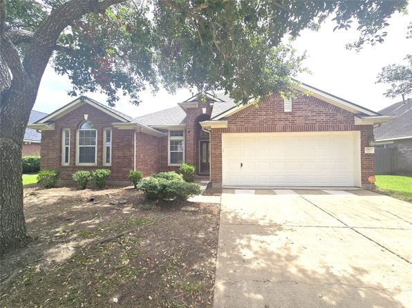 1907 Lazy Hollow Ln