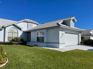 9151 Rhett Ln, Weeki Wachee, FL 34613