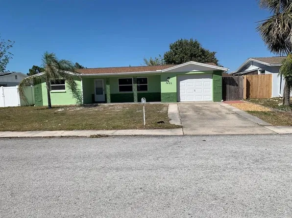 7425 Abalone Dr, Port Richey, FL 34668