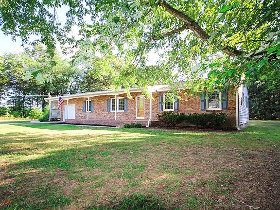 2nd image of 26792 Canal Ln