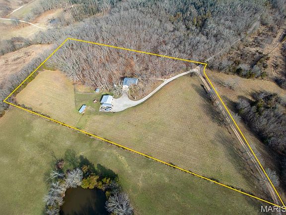 2nd image of 1858 Country Ridge Rd