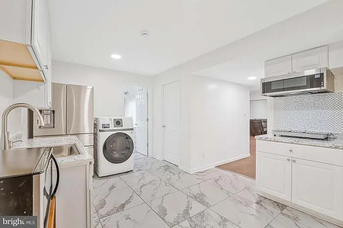 10491 Manns Harbor Ct — Photo 1