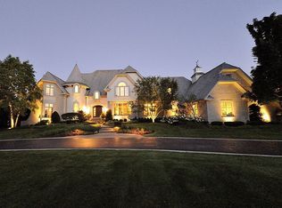 86 S Wynstone Dr, North Barrington, IL