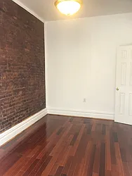 Rented by Best Apartments North Inc