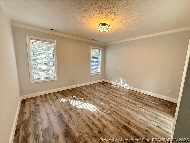 392 Bubble Creek Ct #6 — Photo 8