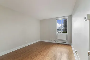 Rented by Iryna Ferenets, LREB