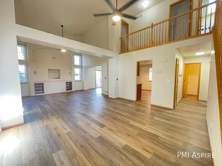 10501 Dresden St — Photo 3