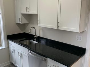 6232 N Mozart St #3E, Chicago, IL 60659