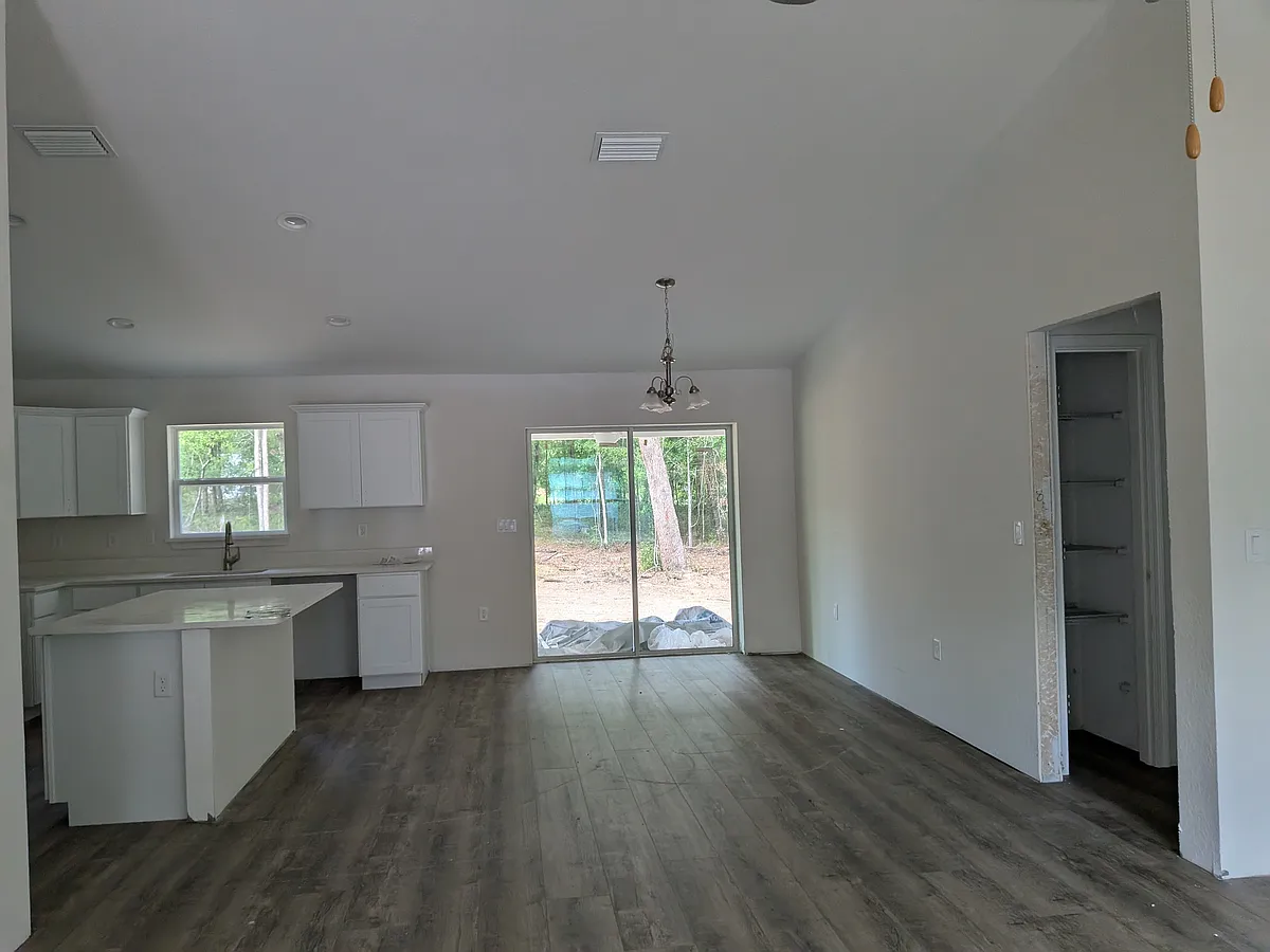 Building Photo - 8308 N Downer Way