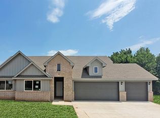 14540 Rushing Ln, Edmond, OK 73025