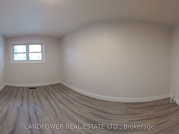 5th image of 8 Clareville Cres #3