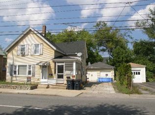 93 W Hollis St, Nashua, NH 03060