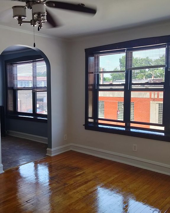 1st image of 4101 W Belmont Ave #2