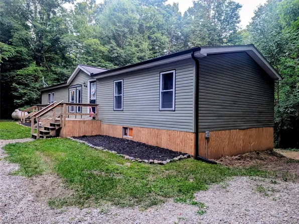 5323 English Rd, Clifford, MI 48727