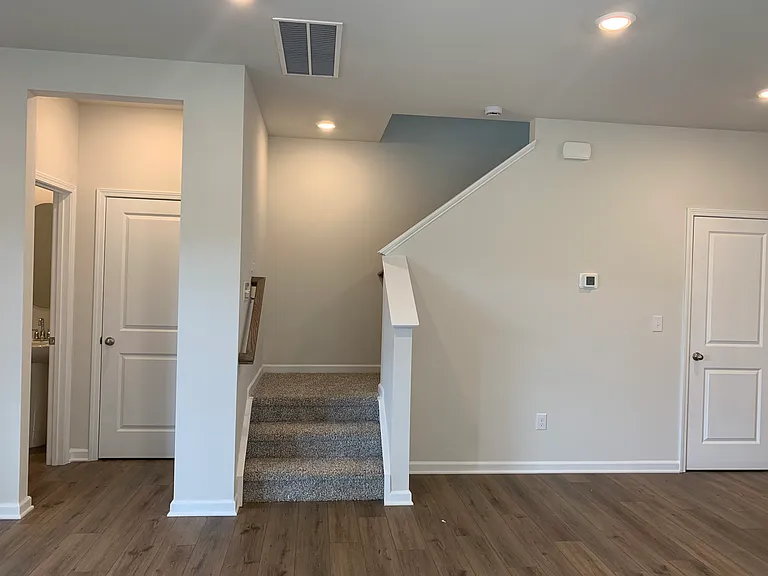 304 Orson Oaks Ln — Photo 5