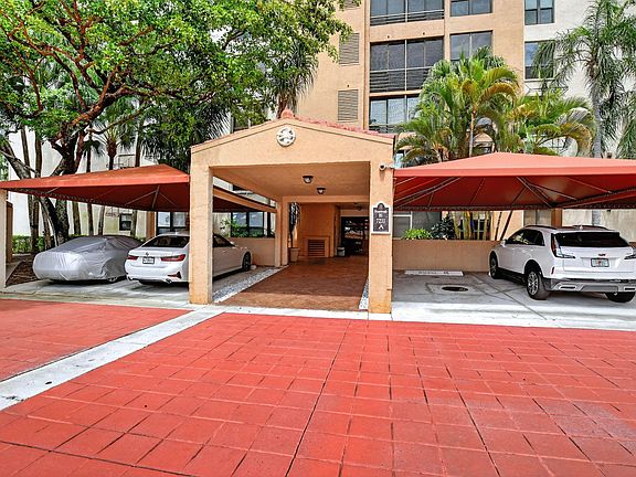 2nd image of 7233 Promenade Dr #101