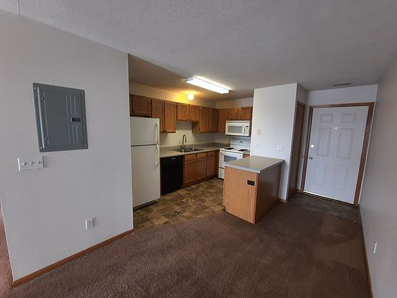 4th image of 906 Washington Ave SE #307